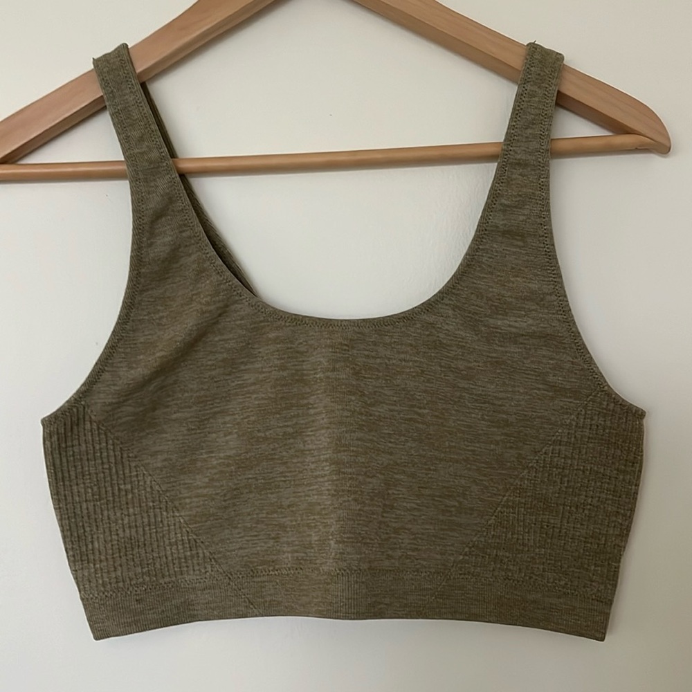 Sports Bra Olive